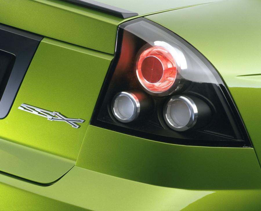  Holden SSX Concept 2002 года  (фото 17 из 26)